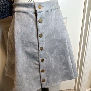 New with Tags Fuinloth Gray Suede Like A Line Button Up Skirt